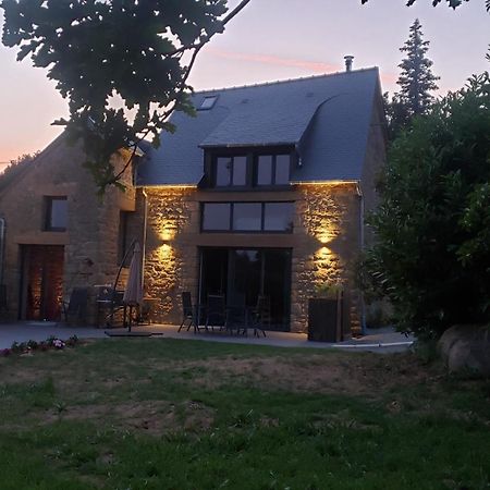 Maison D'Hote Avec Sauna Et Jacuzzi A La Campagne Les Portes du Coglais Экстерьер фото