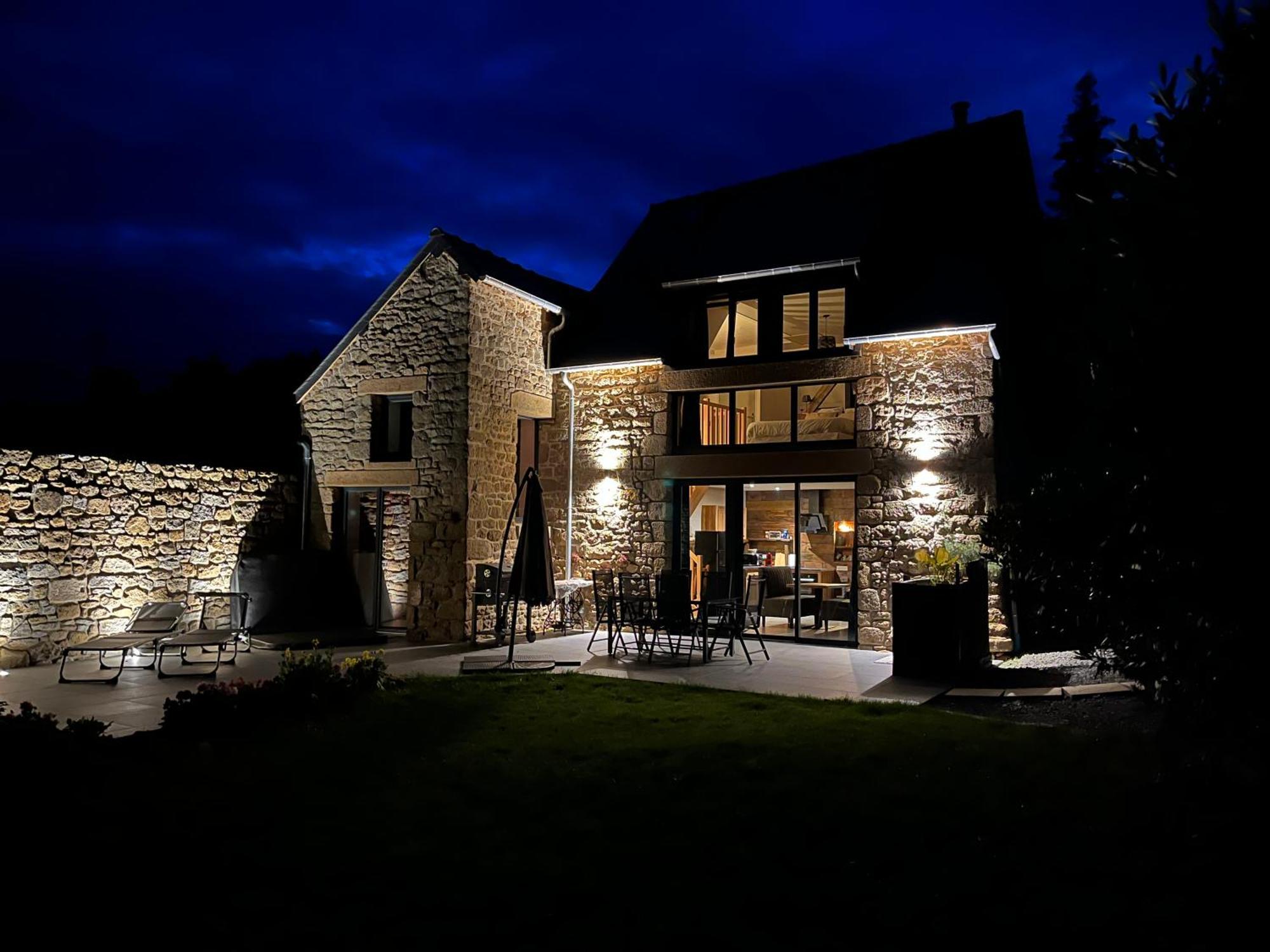 Maison D'Hote Avec Sauna Et Jacuzzi A La Campagne Les Portes du Coglais Экстерьер фото
